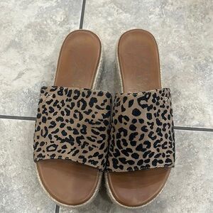 Blowfish sandals size 8